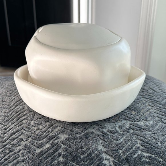 Sears Fashion Millinery Awesome Vintage 60\'s Hat Off White Faux Leather main image 7